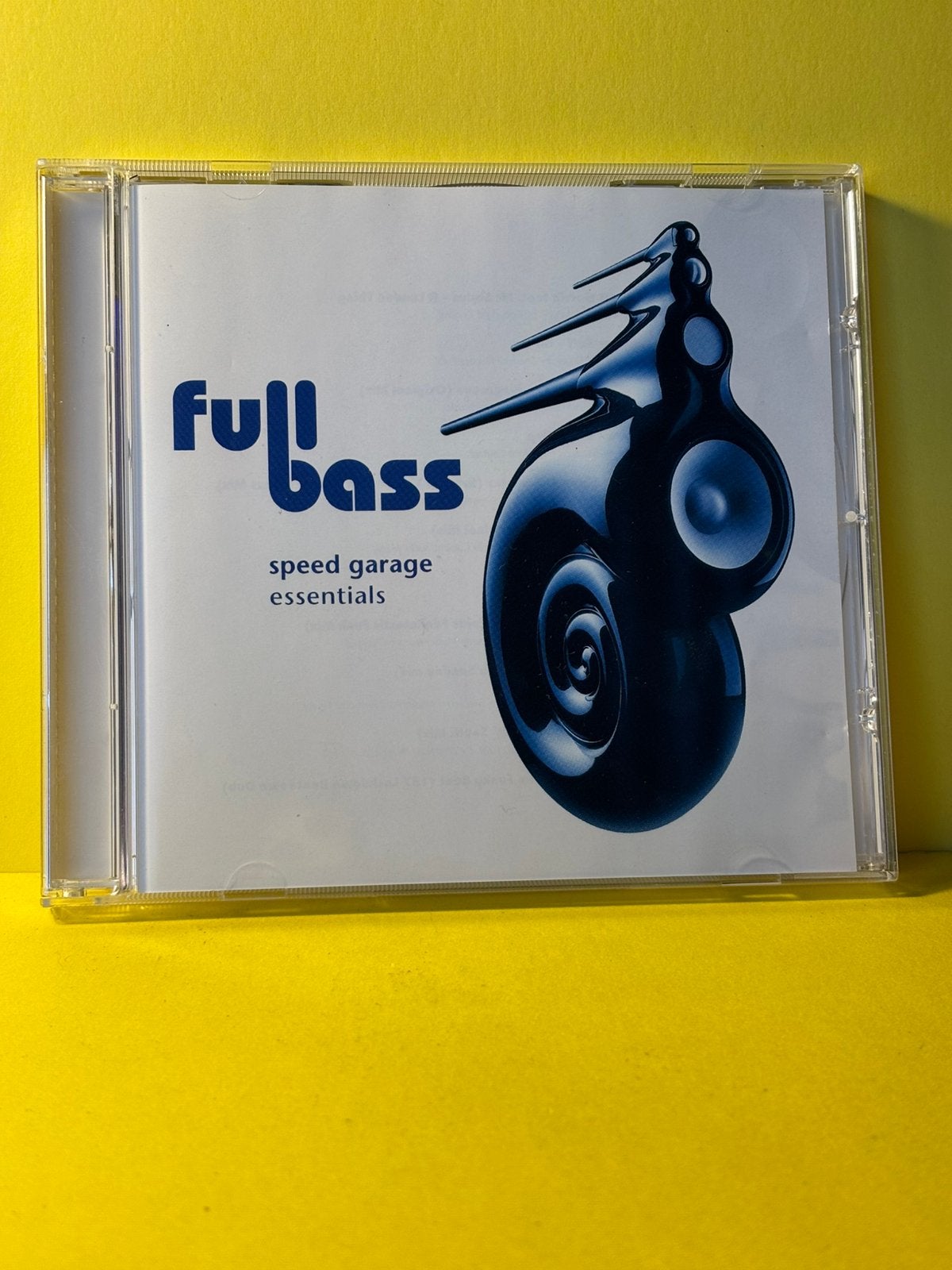 Full bass - speed garage Essentials, Envoi, Utilisé