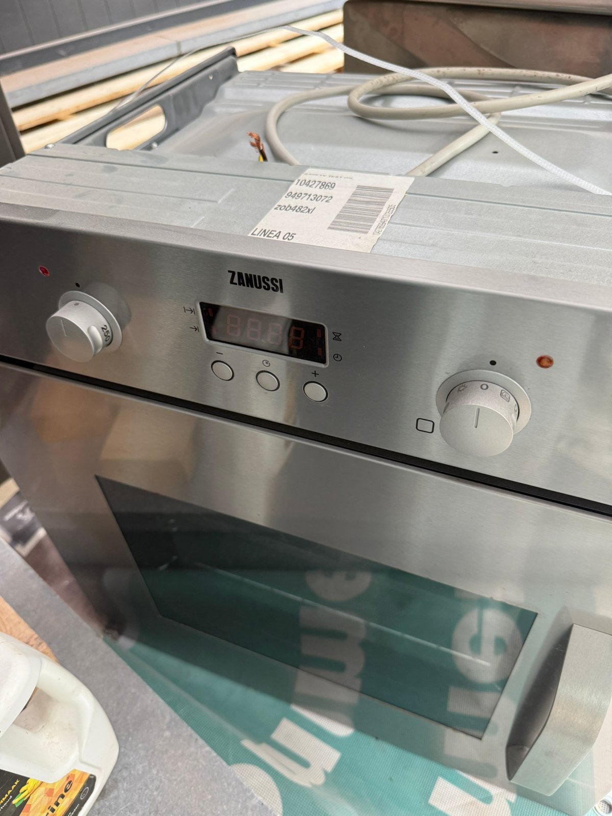 Four zanussi en Inox, Electroménager, Fours, Enlèvement, Comme neuf, Zanussi, Four
