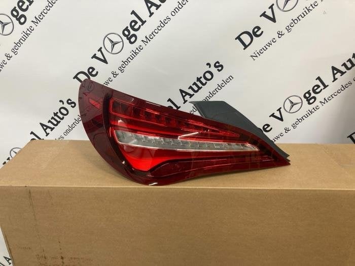Achterlicht links van een Mercedes CLA, -, Nieuw, Ophalen of Verzenden, -