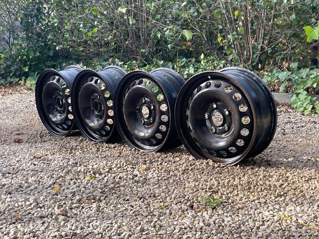 4 jantes en acier d'origine Volkswagen Caddy– 15 pouces, Autos : Pièces & Accessoires, Enlèvement, Utilisé, 15 pouces, Jante(s)