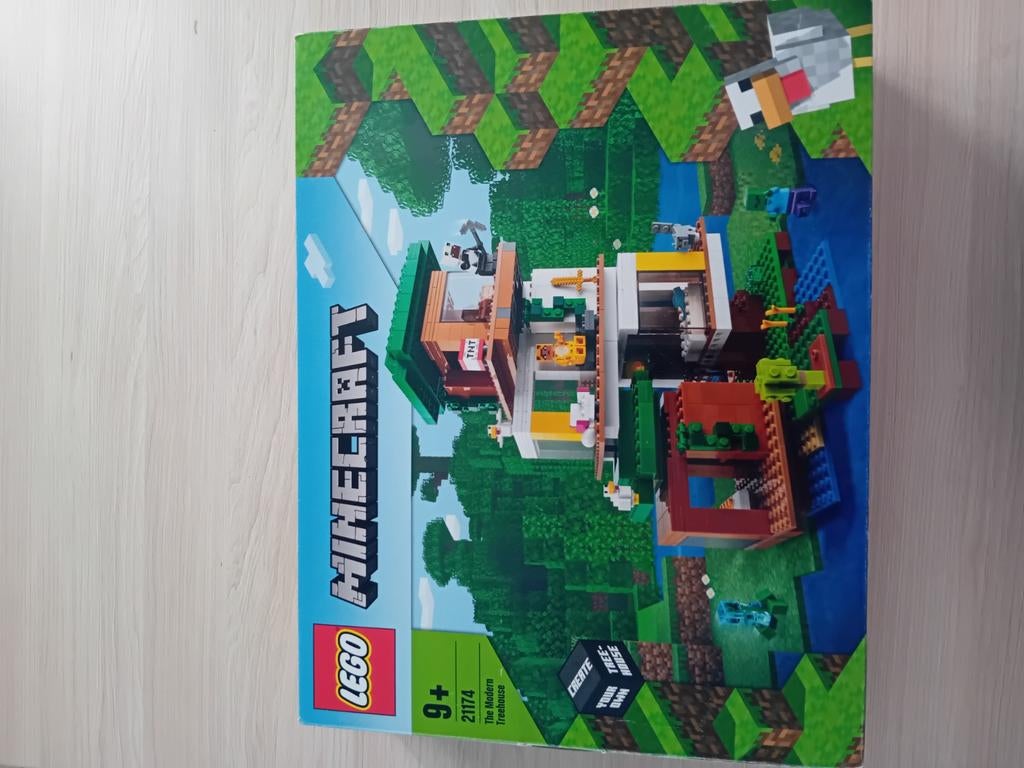 Lego minecraft The Modern Treehouse set 21174, Ophalen, Minecraft, Lego, Zo goed als nieuw