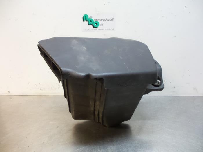 Boîtier filtre à air d'un BMW 3-Serie (3-Serie 98-), -, 3 mois de garantie, Utilisé, -