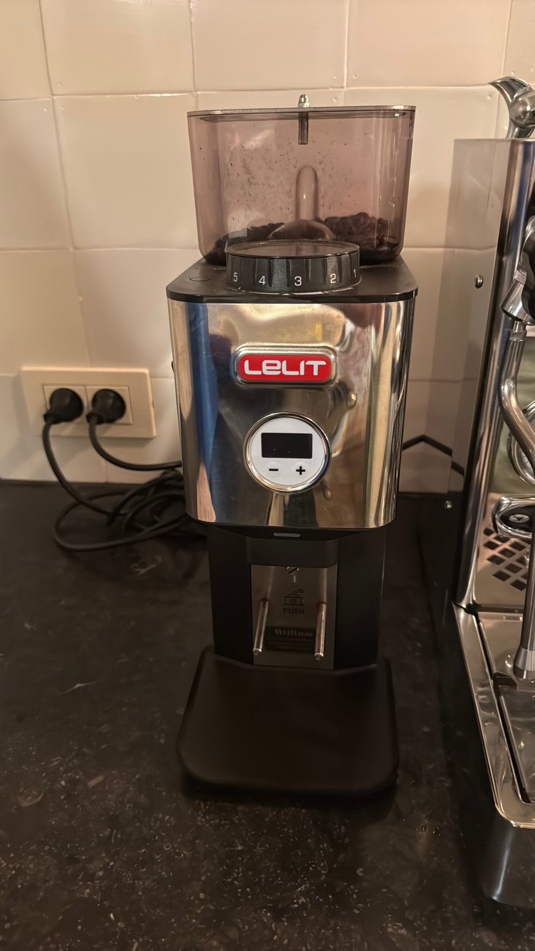 Lelit William PL72 koffiebonen maler, Ophalen of Verzenden, Zo goed als nieuw, Koffiebonen