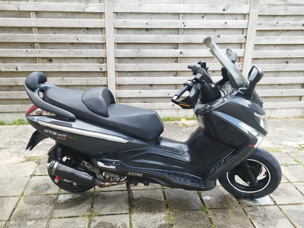 Sym gts 125 i evo scooter, Vélos & Vélomoteurs, Scooters | SYM, Utilisé, Autres modèles, Essence, Enlèvement