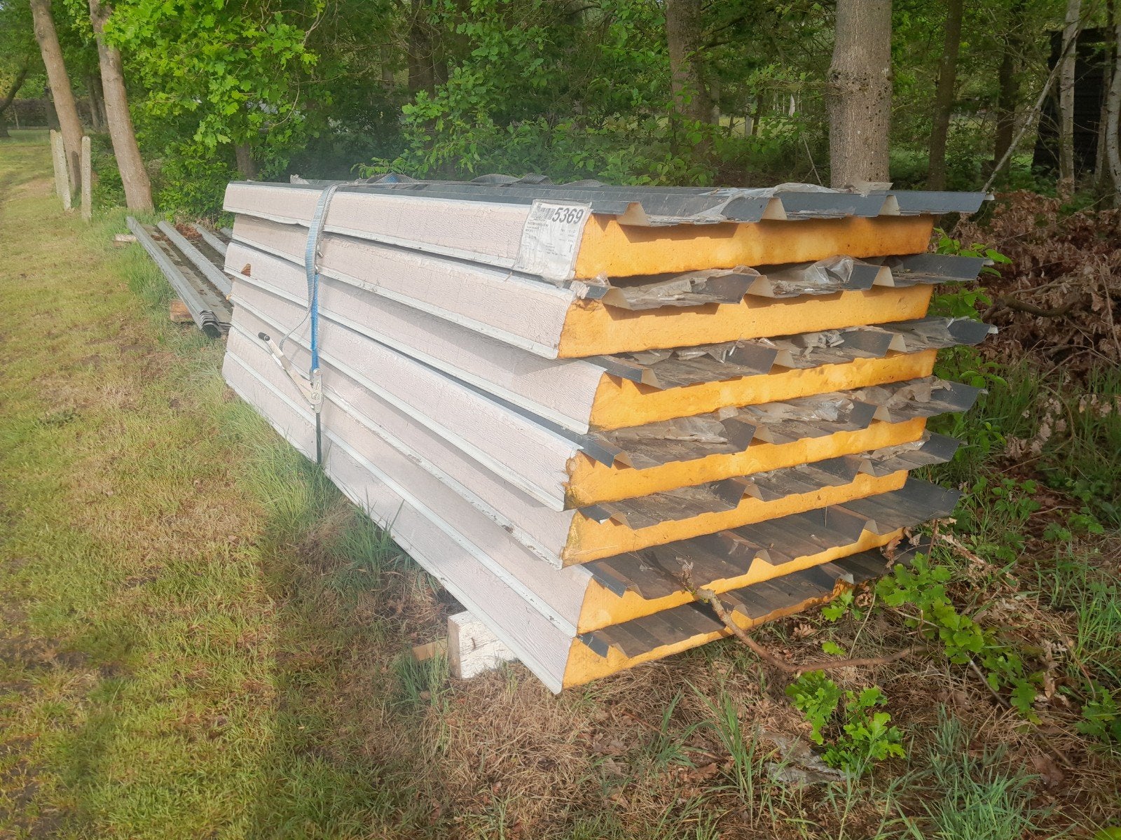 Dakplaten met 10 cm isolatie, Doe-het-zelf en Bouw, Ophalen