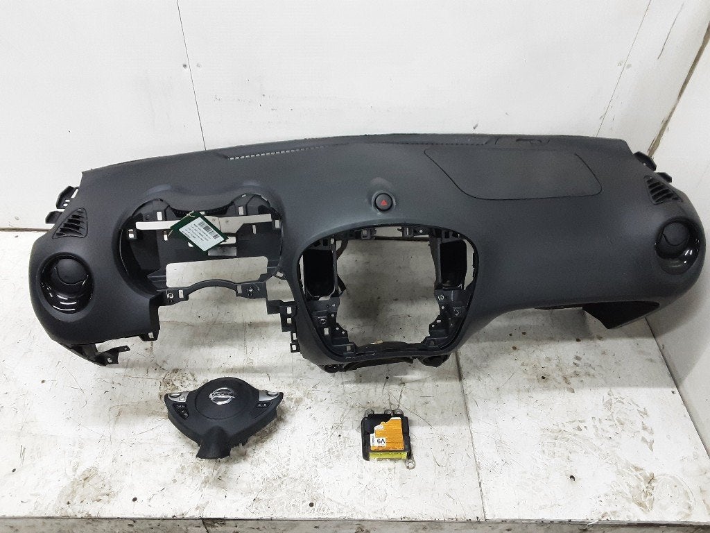 AIRBAG ENSEMBLE Nissan Juke (F15) (01-2010/12-2019), Germany@nissan-services.eu, Kronenweg 38
50389  Wesseling, DE, Utilisé, Nissan