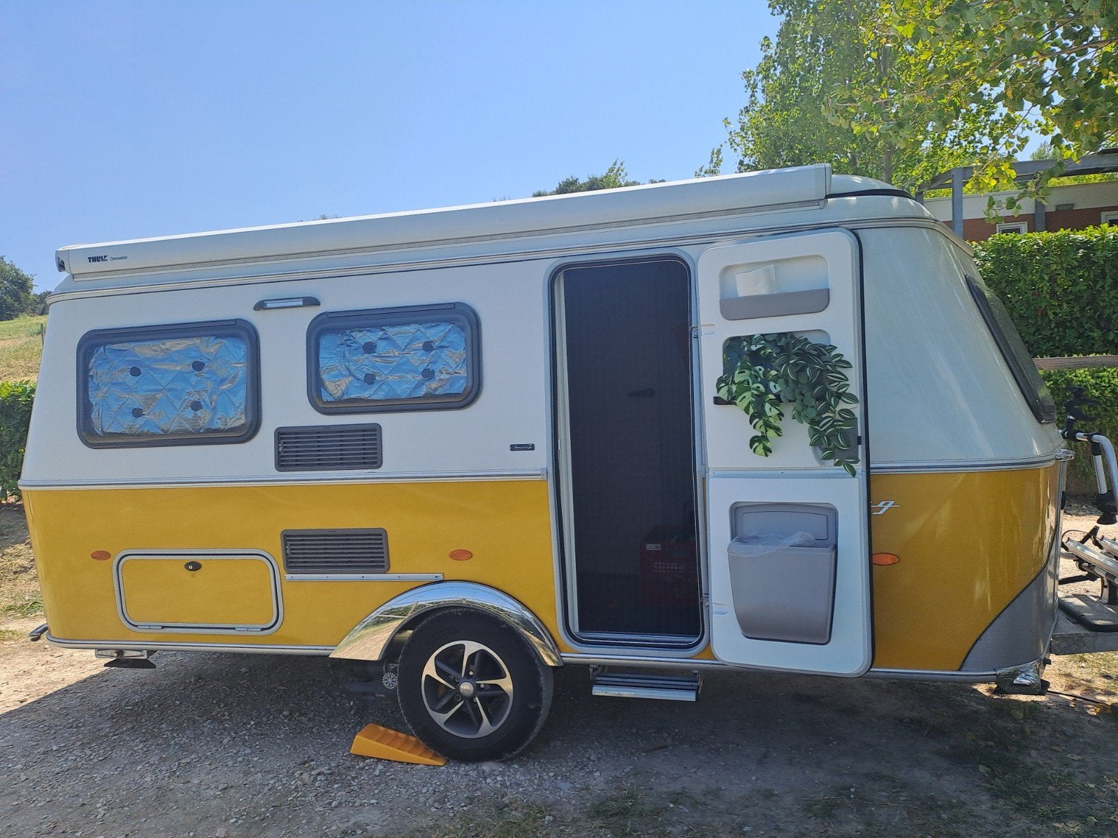 Eriba Touring 530 Nugget Gold 2024, Particulier, Mover, Lit transversal, Eriba
