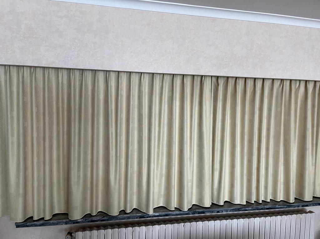 Overgordijnen, Huis en Inrichting, Ophalen, Gebruikt, Beige