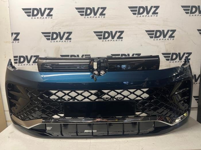 Voorbumper van een Volkswagen Tiguan (LP5J), Gebruikt, -, Volkswagen, -
