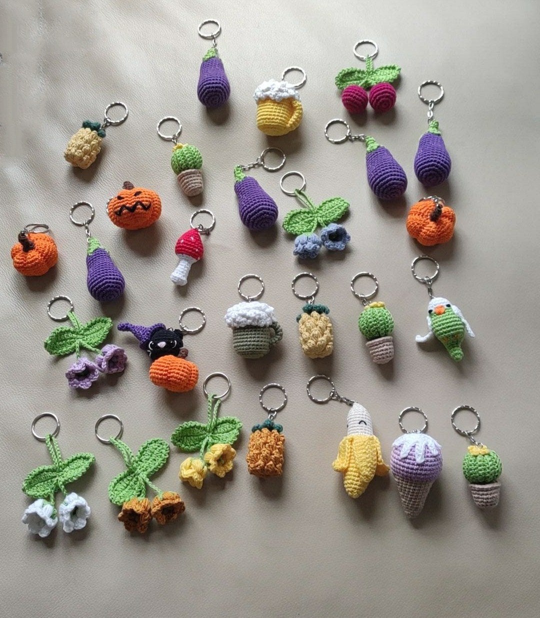 Lot portes clés et guirlande, Enlèvement, Crochet