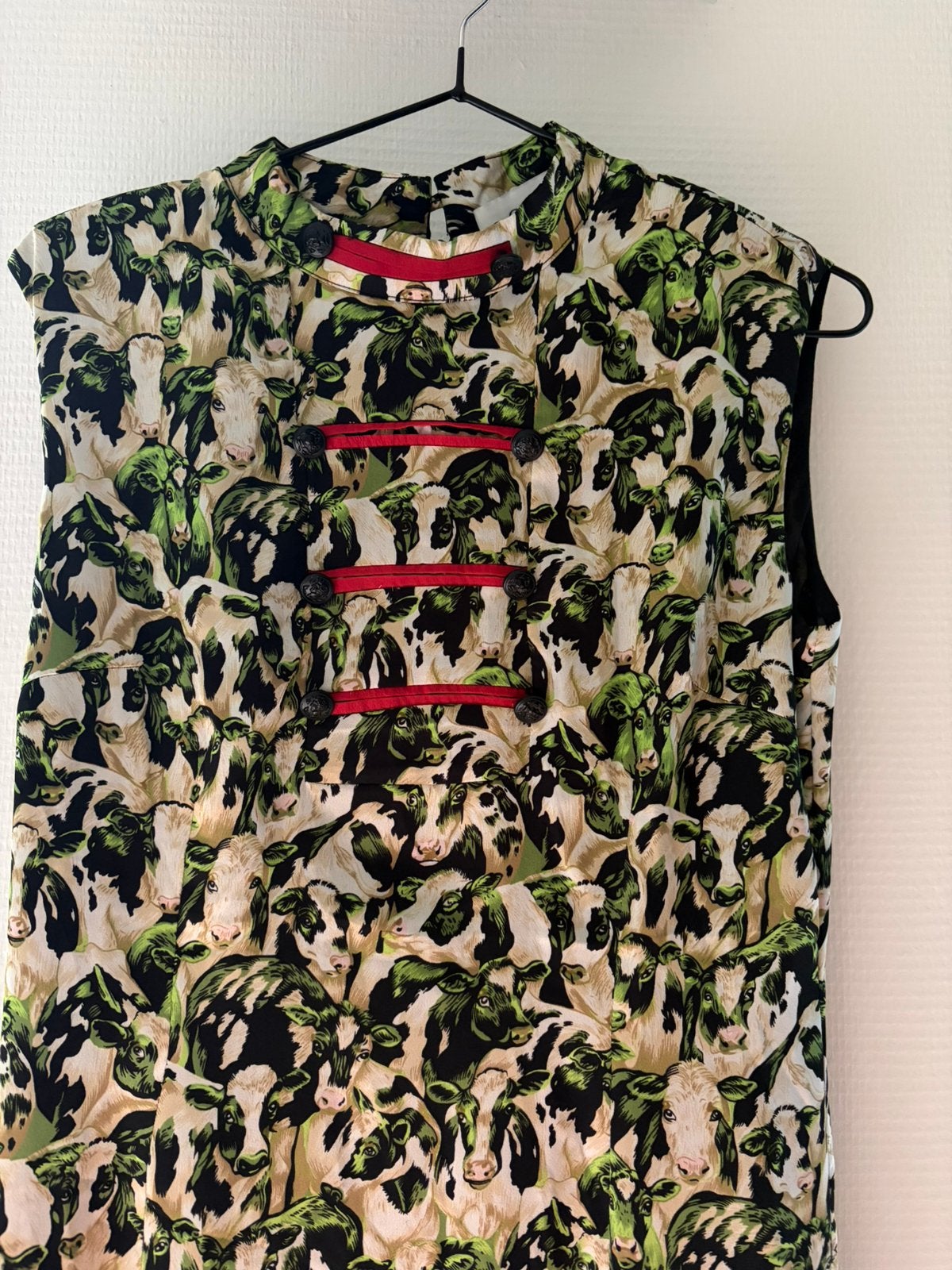 Robe longue Qipao 100 % soie GRUBA – Motif vaches, Enlèvement ou Envoi, Comme neuf, Taille 42/44 (L), Vert