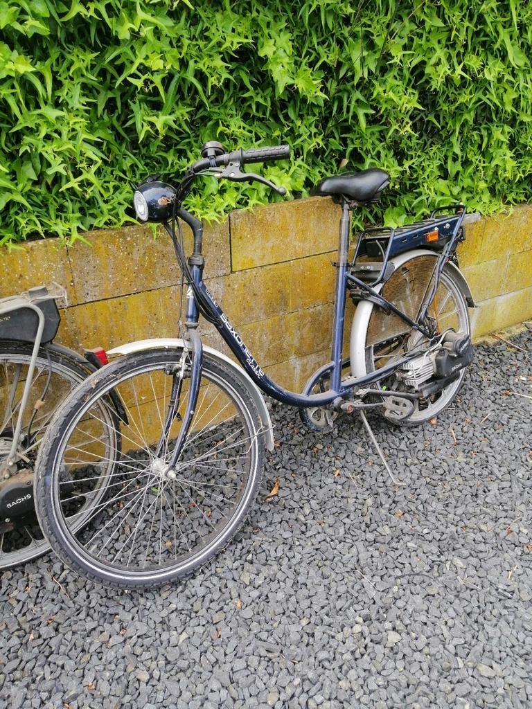 Saksonnet, Fietsen en Brommers, Ophalen