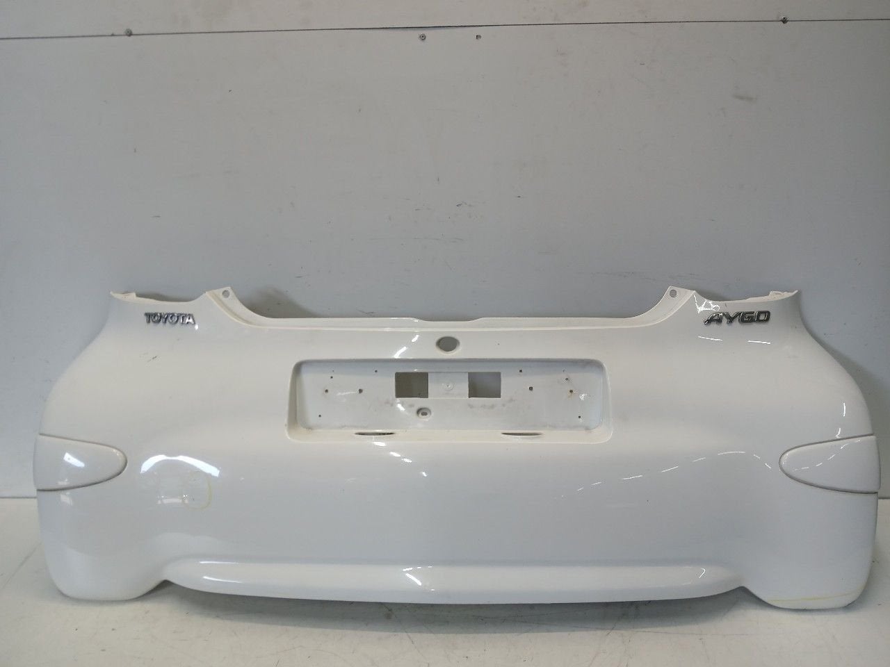 Bumper achter Toyota Aygo, Auto-onderdelen, Onderdelen@venauto.nl, Van der Ven Autorecycling B.V., Gebruikt, Ettenseweg 76, 4706 PB Roosendaal, The Netherlands