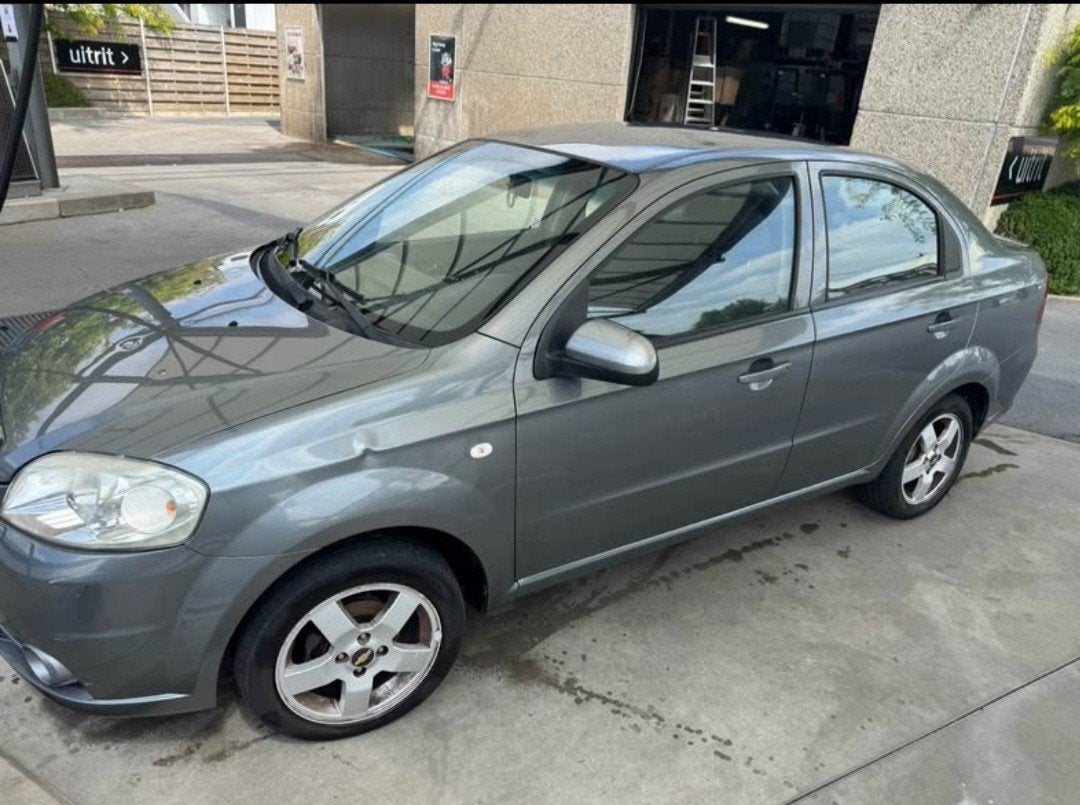 Chevrolet aveo 1.4 essence avec 116 000 km, Autos, Argent ou Gris, Achat, Aveo, Boîte manuelle