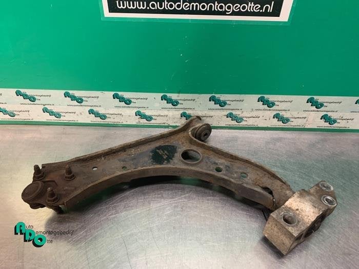 Bras de suspension avant droit d'un Seat Altea (Altea 05-), -, 3 mois de garantie, Utilisé, -