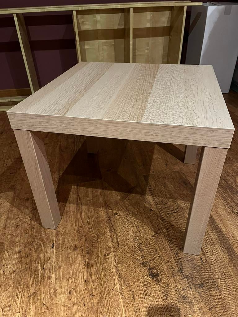 Table Ikea, Maison & Meubles, Tables | Tables d'appoint, Moins de 55 cm, Carré, Enlèvement, Utilisé