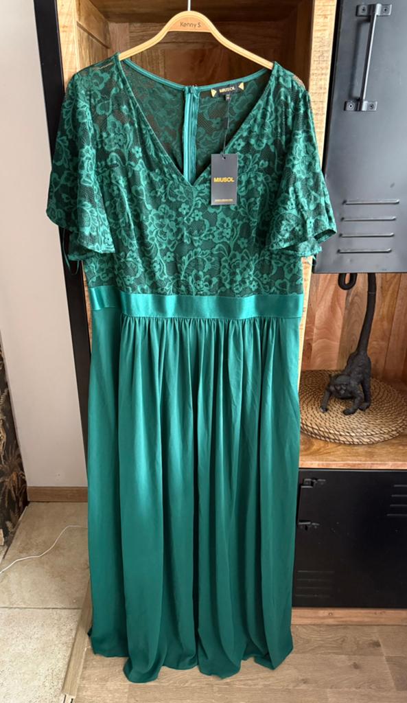 Nieuwe galajurk van Miusol maat 3XL, Kleding | Dames, Jurken, Maat 46/48 (XL) of groter, Nieuw, Ophalen of Verzenden, Onder de knie