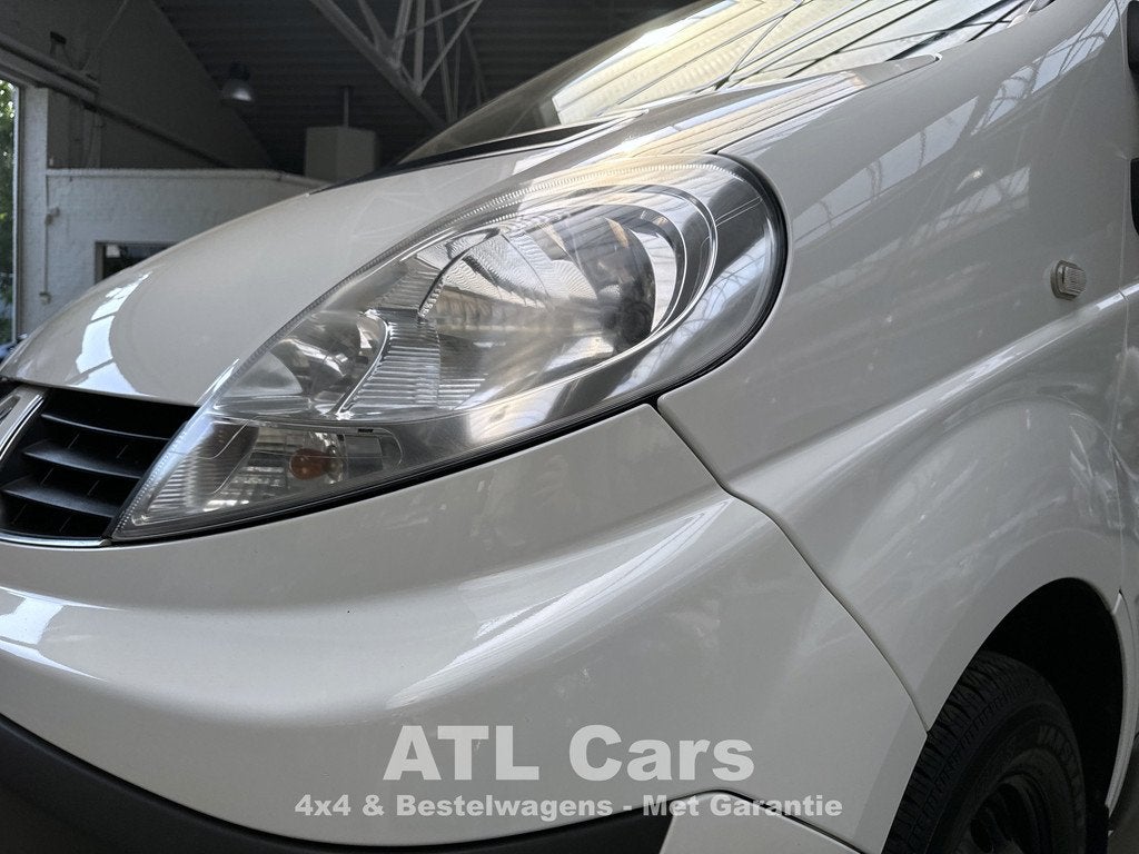 Renault Trafic  Rolstoel | Lift | Euro 5 | Airco | Minder, Voorwielaandrijving, 4 deurs, Gebruikt, 4 cilinders