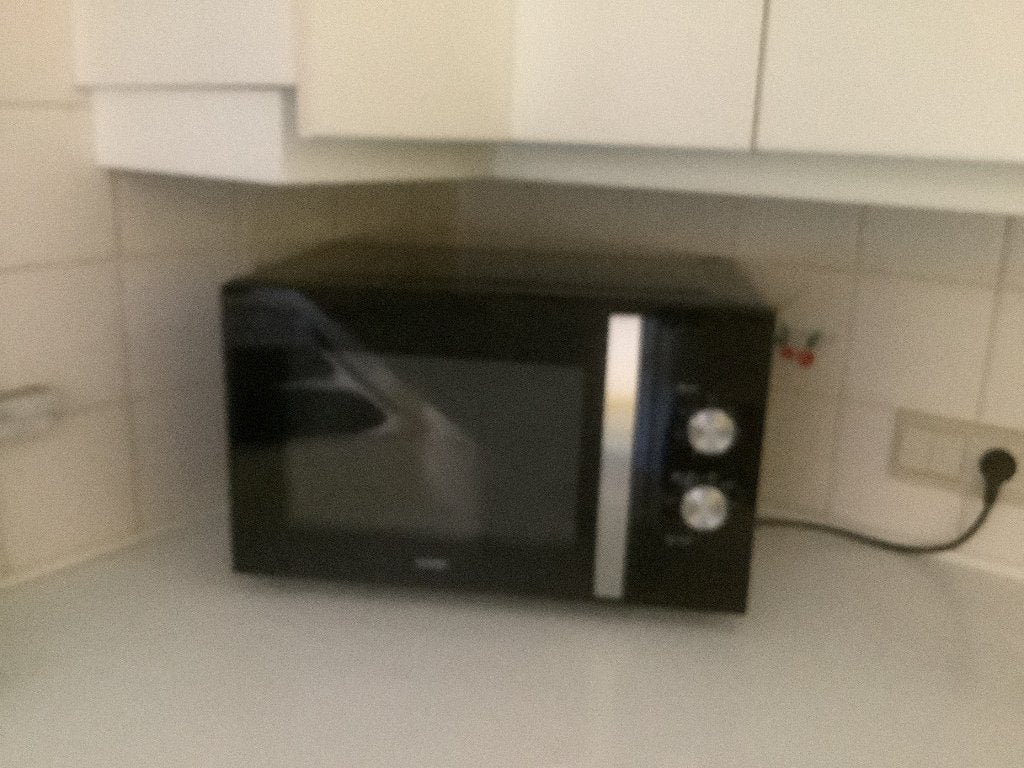 Microgolfoven, Elektronische apparatuur, Ophalen, Microgolfoven, Zo goed als nieuw, Draaiplateau