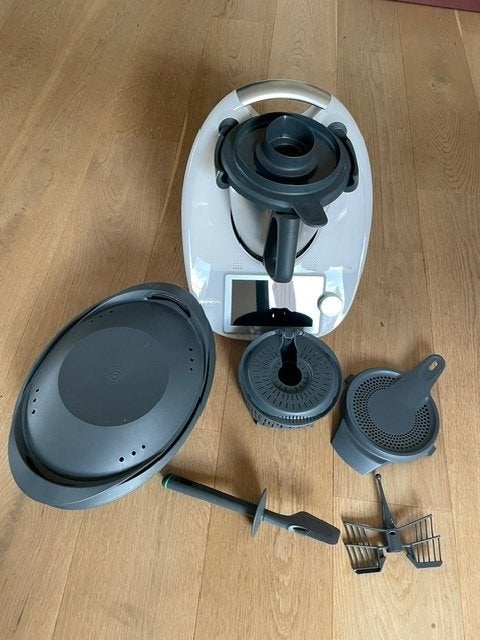Thermomix TM6 te koop – uitstekende staat, Elektronische apparatuur, Keukenmixers, Ophalen, Zo goed als nieuw, Vaatwasserbestendig