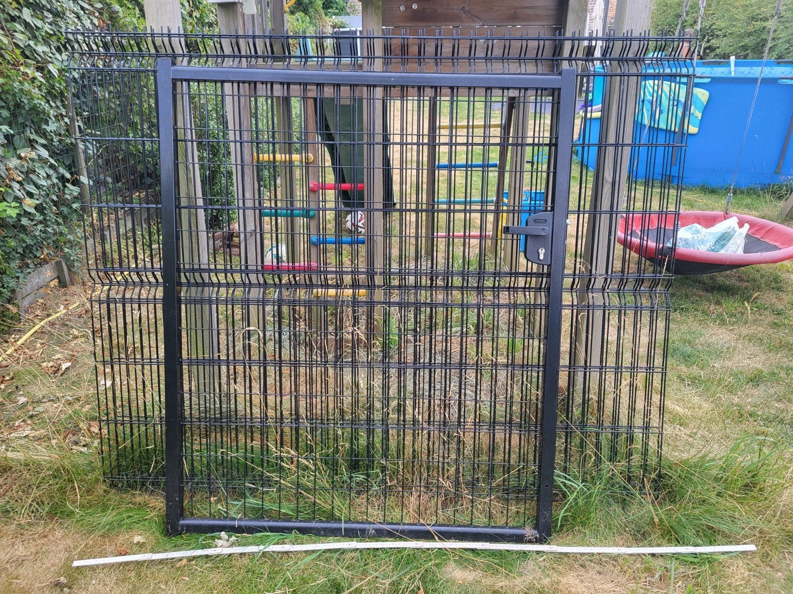 Metalen tuinpoort + draadpanelen, Enlèvement