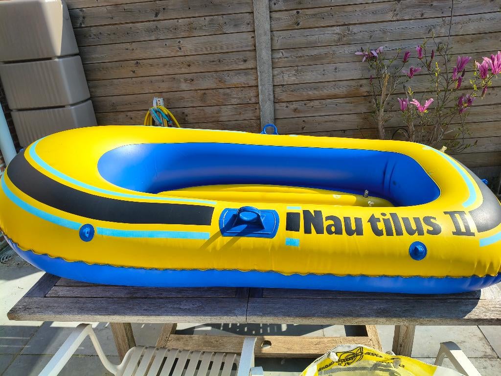 Opblaasbare boot met peddels, Watersport en Boten, Rubberboten, Ophalen, Zo goed als nieuw, Overige materialen, Overige merken