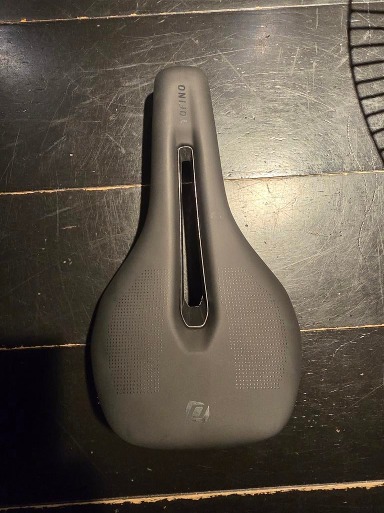 Selle Syncros Tofino ajourée 145mm, Selle, Carbone