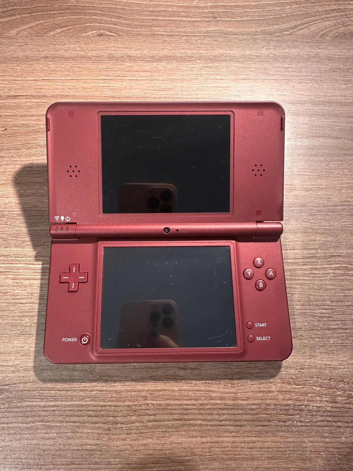 Nintendo DSI XL rouge, Consoles de jeu & Jeux vidéo, Rouge, Enlèvement ou Envoi, Dsi, Comme neuf