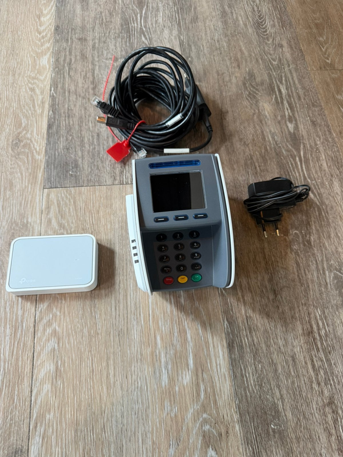 Pinautomaat nog geen jaar oud, Verzamelen, Ophalen of Verzenden