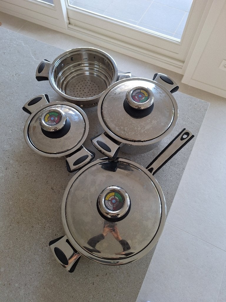 Exclusive line: 2 potten/1 pan/1 pasta vergiet/3 deksels, Enlèvement, Utilisé, Ensemble de casseroles