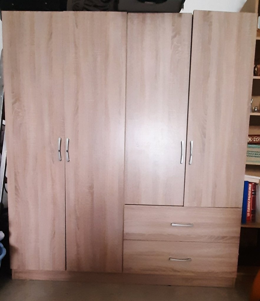 Armoire très bon état, Maison & Meubles, Bois soloma, 150 à 200 cm, Comme neuf, Avec tiroir(s)