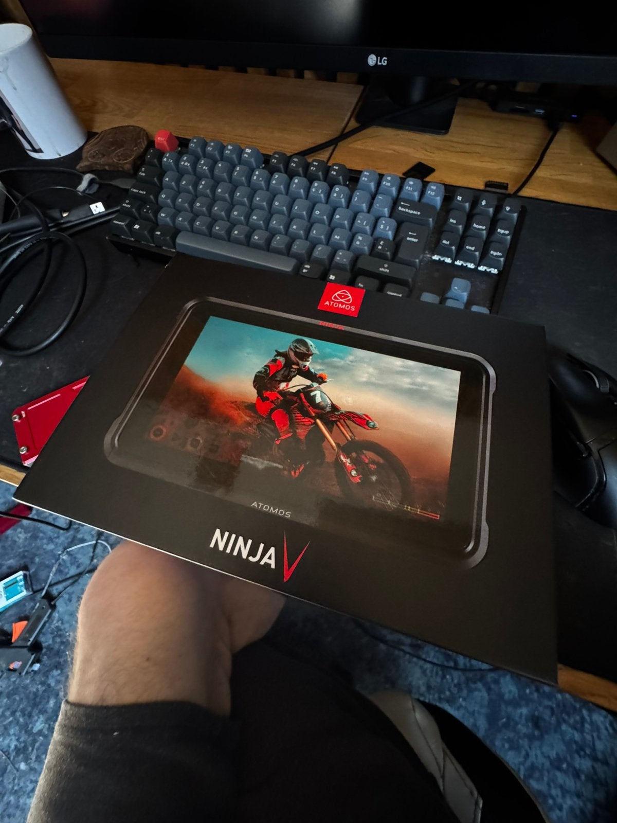 Atomos NINJA V, TV, Hi-fi & Vidéo, Caméscopes numériques, Enlèvement, Comme neuf