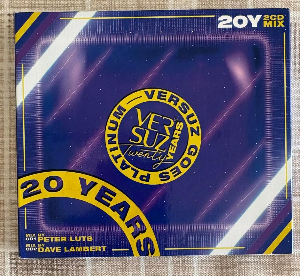 Various - Versuz 20 Years  (2CD), CD & DVD, CD | Dance & House, Enlèvement ou Envoi, Comme neuf, Dance populaire