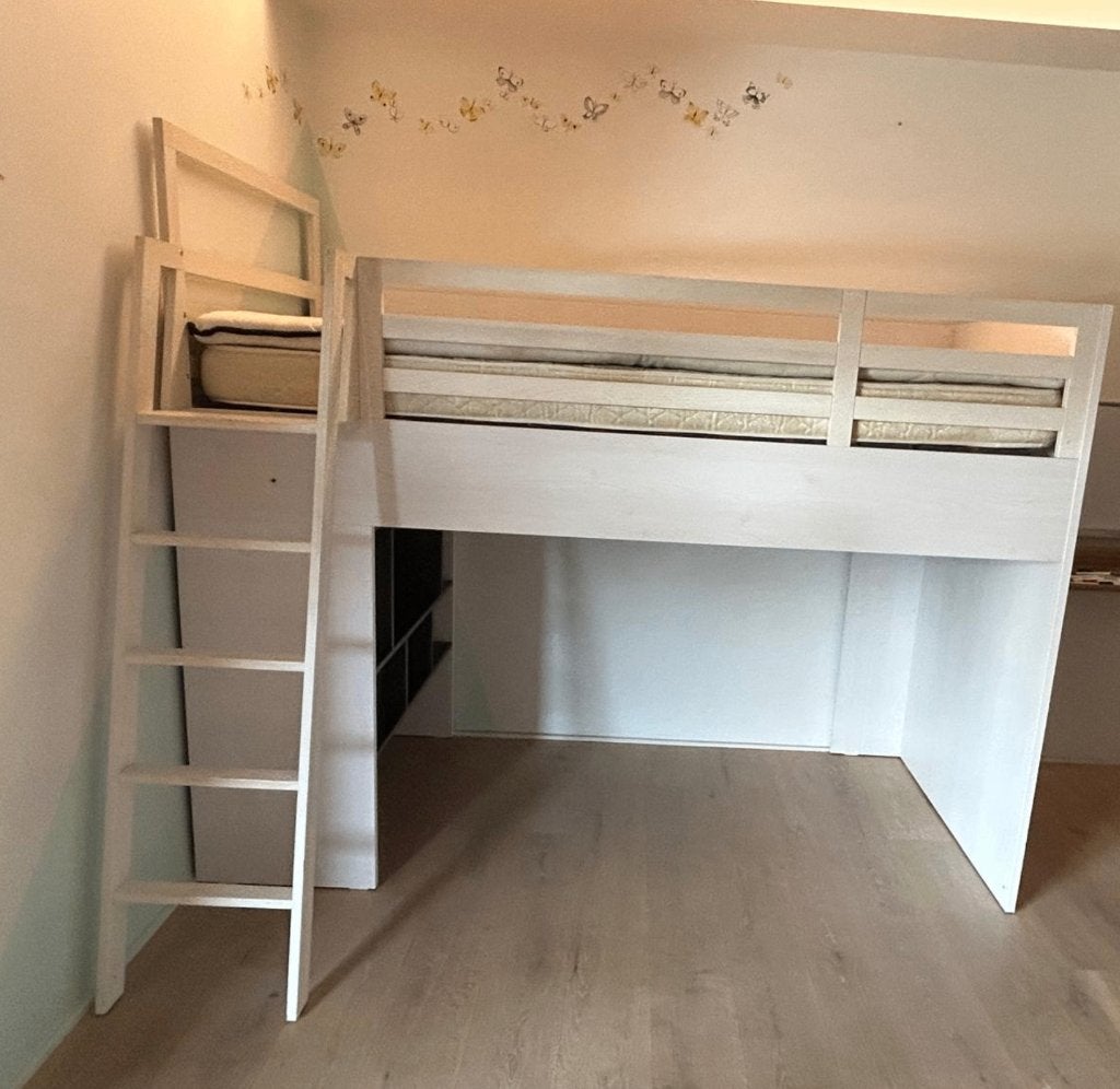 Witte hoogslaper/kinderbed met veel ruimte eronder!, 90 cm, Une personne, Enlèvement, Utilisé