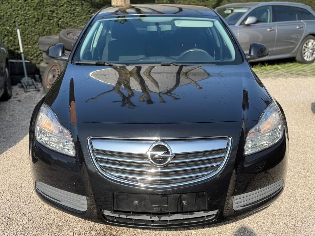 Opel Insignia 1.8i benzine - 2010*Airco*93000KM*PROPER!, Auto's, Opel, Voorwielaandrijving, Stof, Zwart, Bedrijf