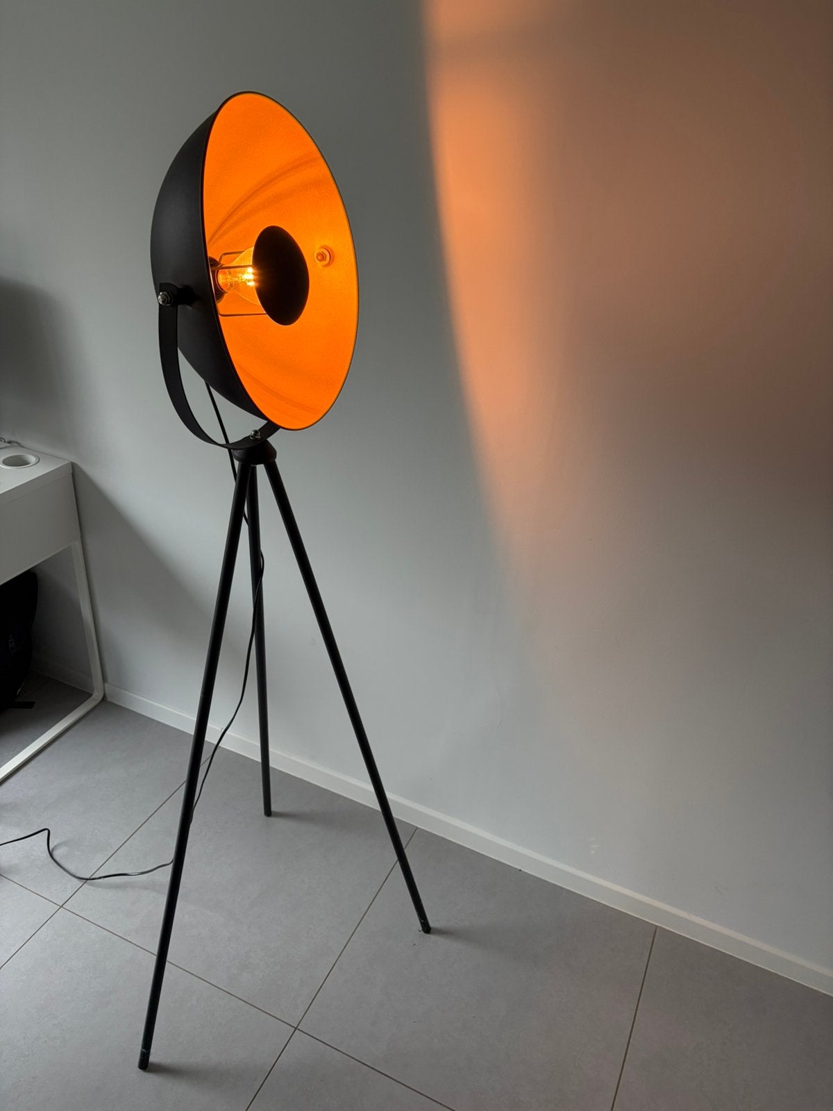 Staanlamp, Ophalen, Zo goed als nieuw