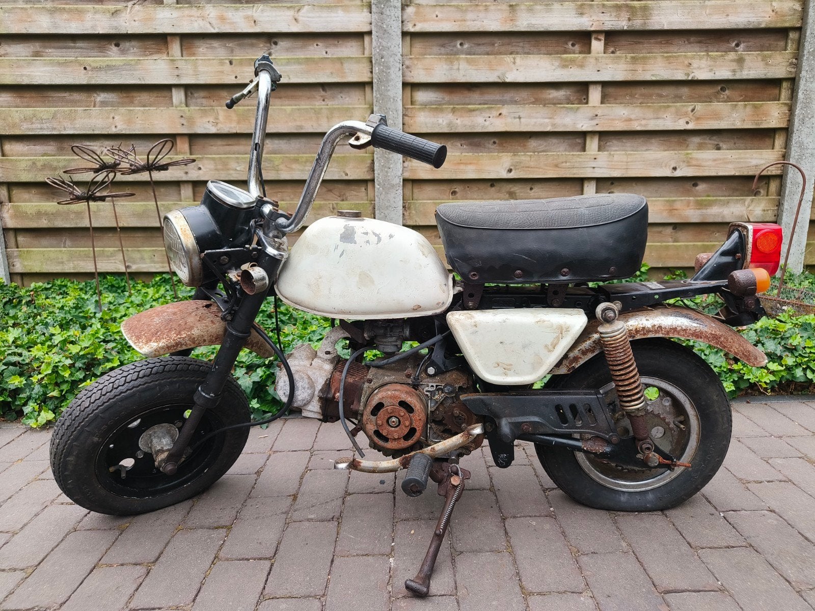 Honda monkey z50j, Enlèvement