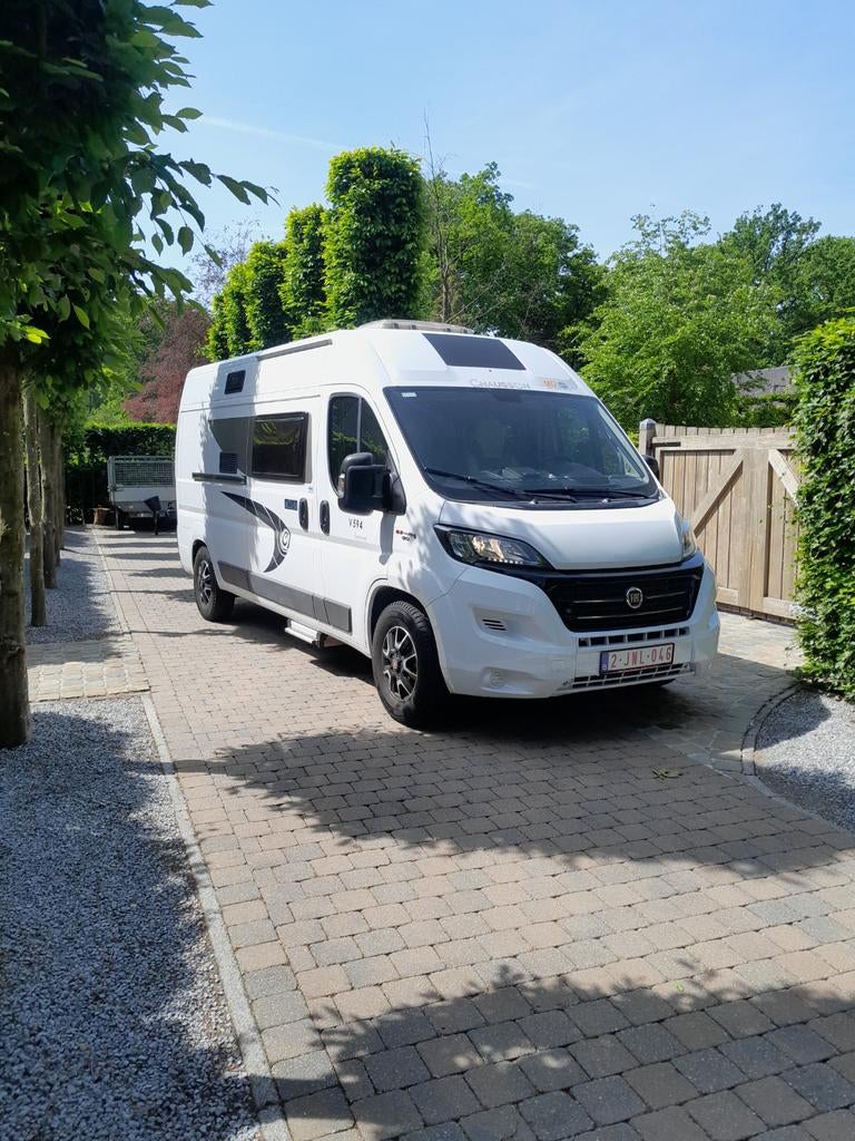 Chausson twist v594 exclusive  slechts 18000km!, Caravans en Kamperen, Mobilhomes, Buscamper of Camperbus, Ringverwarming, Fiat