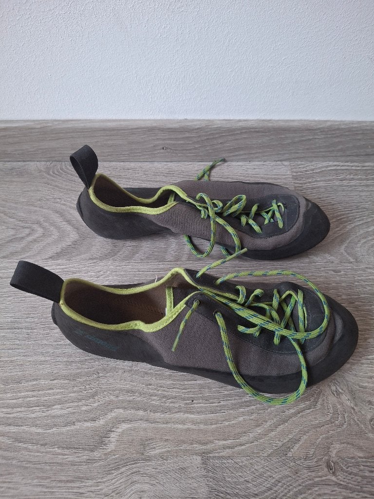 Klimschoenen Simond - maat 44, Sport en Fitness, Klimsport, Ophalen of Verzenden, Gebruikt, Klimsportschoenen