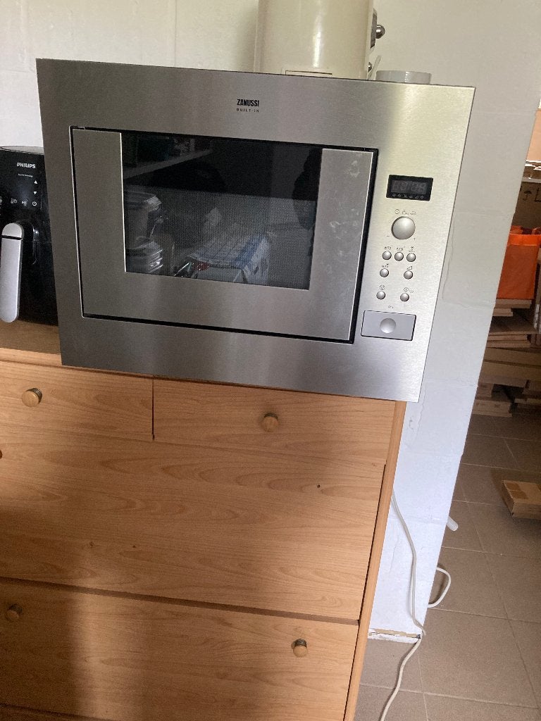 Microgolfoven inbouw Zanussi, Elektronische apparatuur, Ophalen, Microgolfoven, 60 cm of meer, Zo goed als nieuw