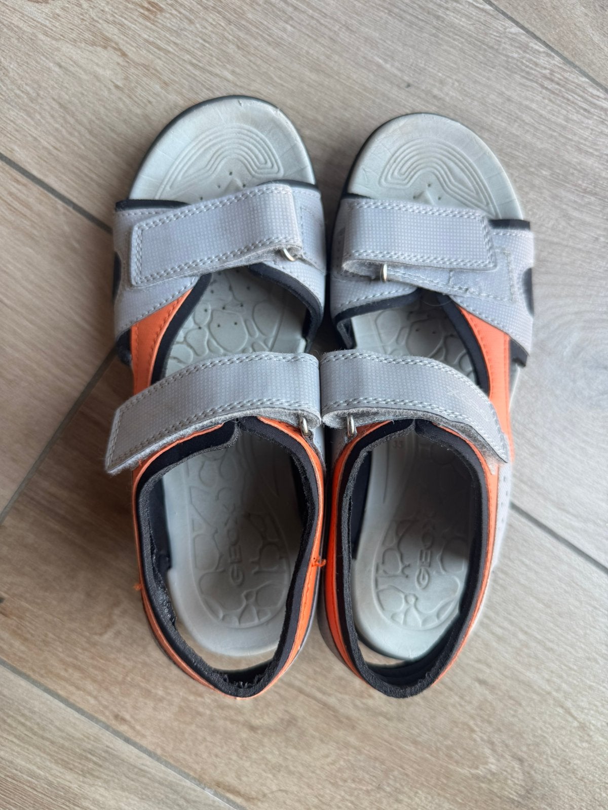 Sandales geox et levis, Enlèvement, Comme neuf, Garçon
