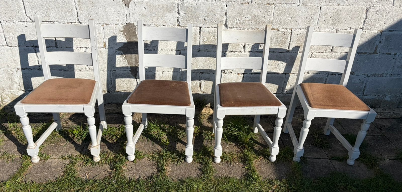Vier houten stoelen, Huis en Inrichting, Ophalen, Gebruikt, Wit, Vier