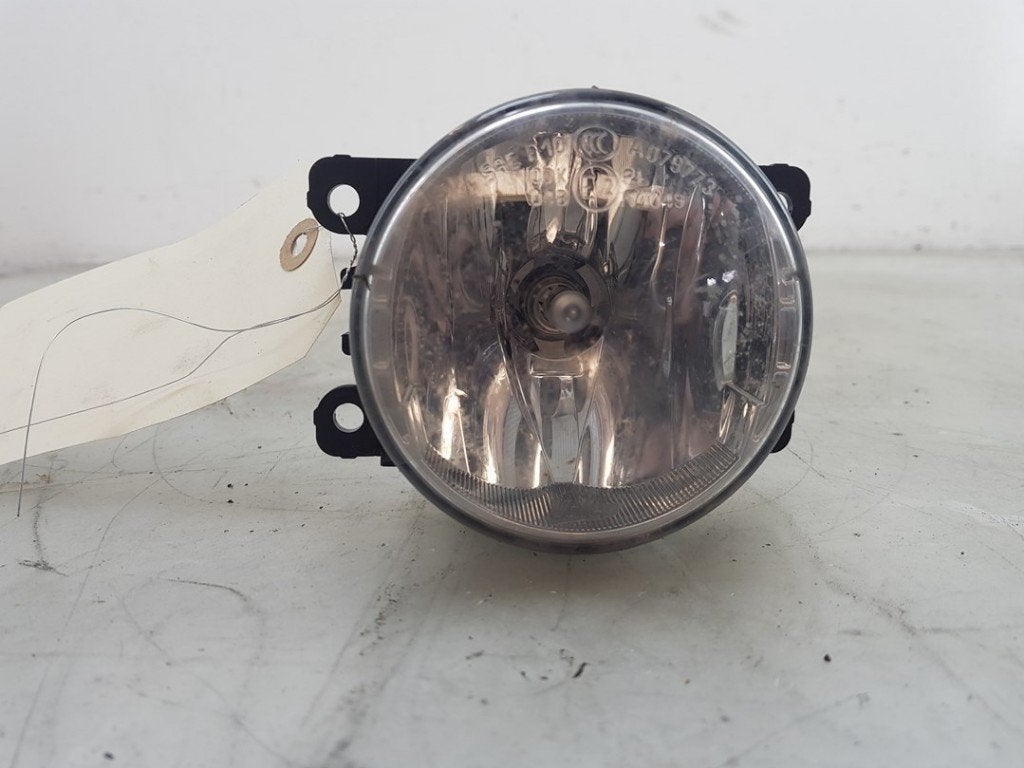 ANTI BROUILLARD AVANT GAUCHE Renault (|261500097R|), Autos : Pièces & Accessoires, Renault, Valeo, Utilisé, 100, rue de Courcelles
75017  Paris, FR