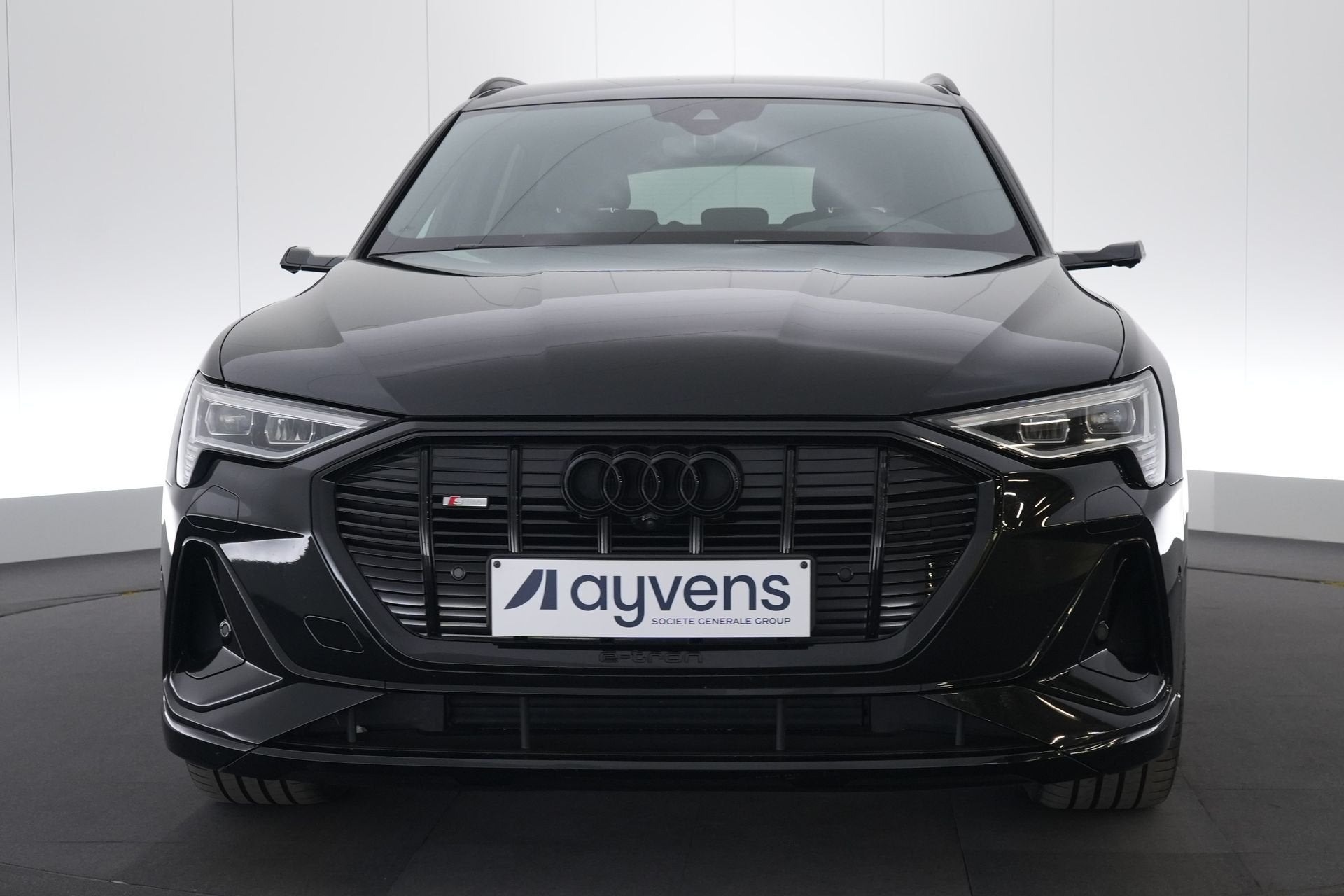 (2CGW242) AUDI E-TRON, Auto's, Gebruikt, Zwart, 5 zetels, https://public.car-pass.be/vhr/6de7c70b-264a-4cd4-9138-8d7cdaa1eebd