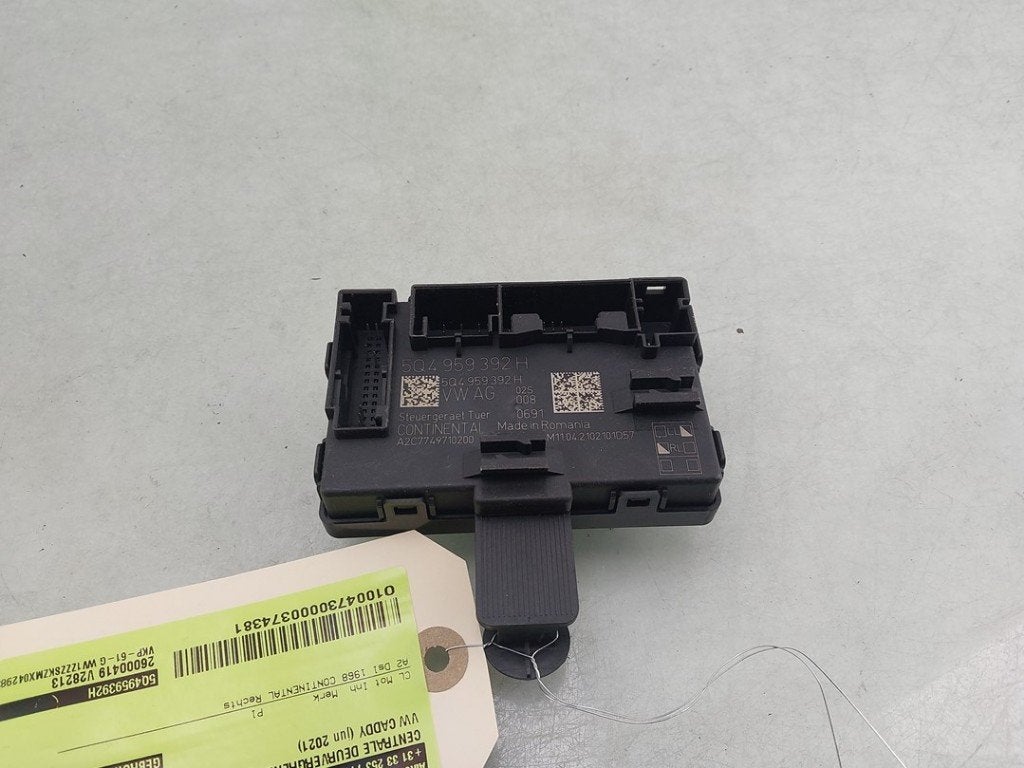 COMPUTER CENTRALE VERGRENDELING Caddy Cargo V (SBA / SBH), Gebruikt, Volkswagen, Continental AG, Continental-Plaza 1
30175  Hannover, DE