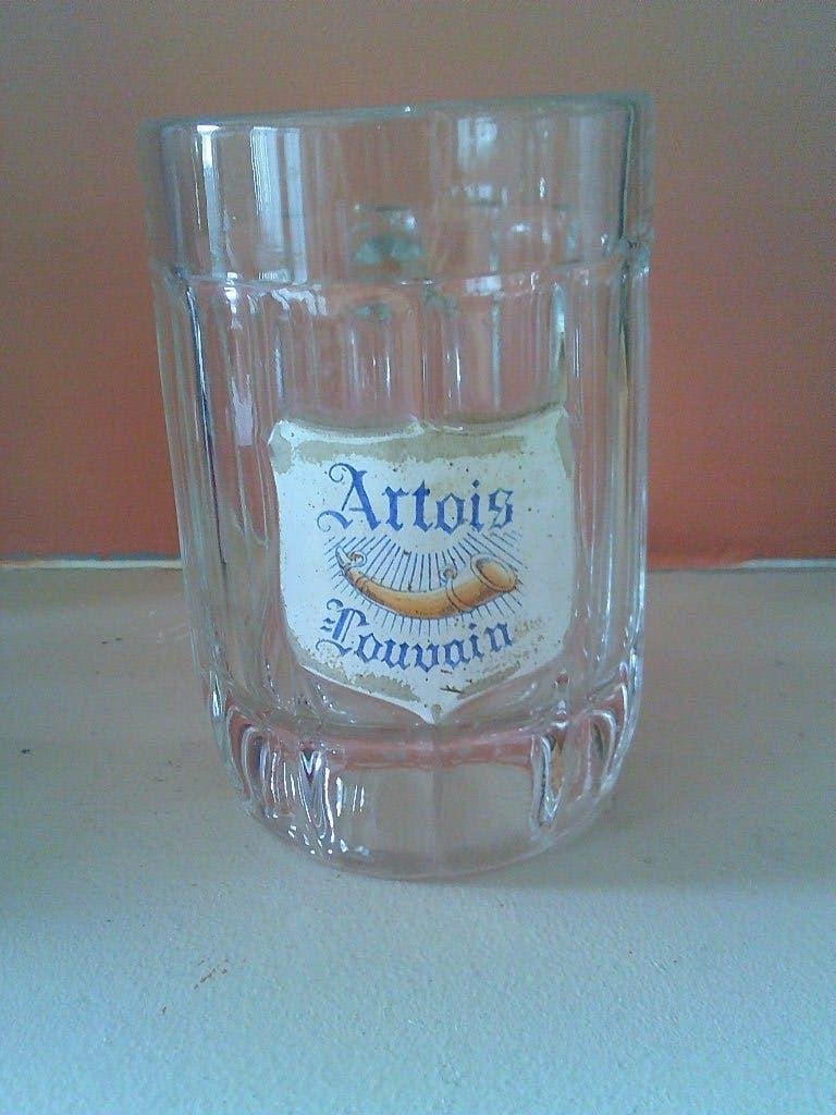 Bierglas Stella Artois uit Leuven . Potgla met oor, Verzamelen, Biermerken, Ophalen of Verzenden, Stella Artois