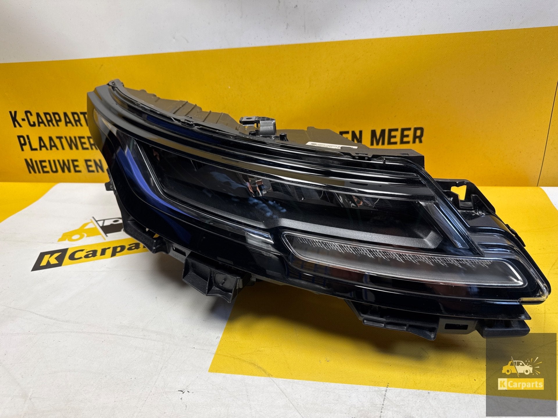 Range Rover Evoque II LAAG LED-licht rechts M8d2-13w029-ba, Info@fabrikant.eu, Fabrikantstraat 1
1000 AA  Amsterdam, NL, Fabrikant BV