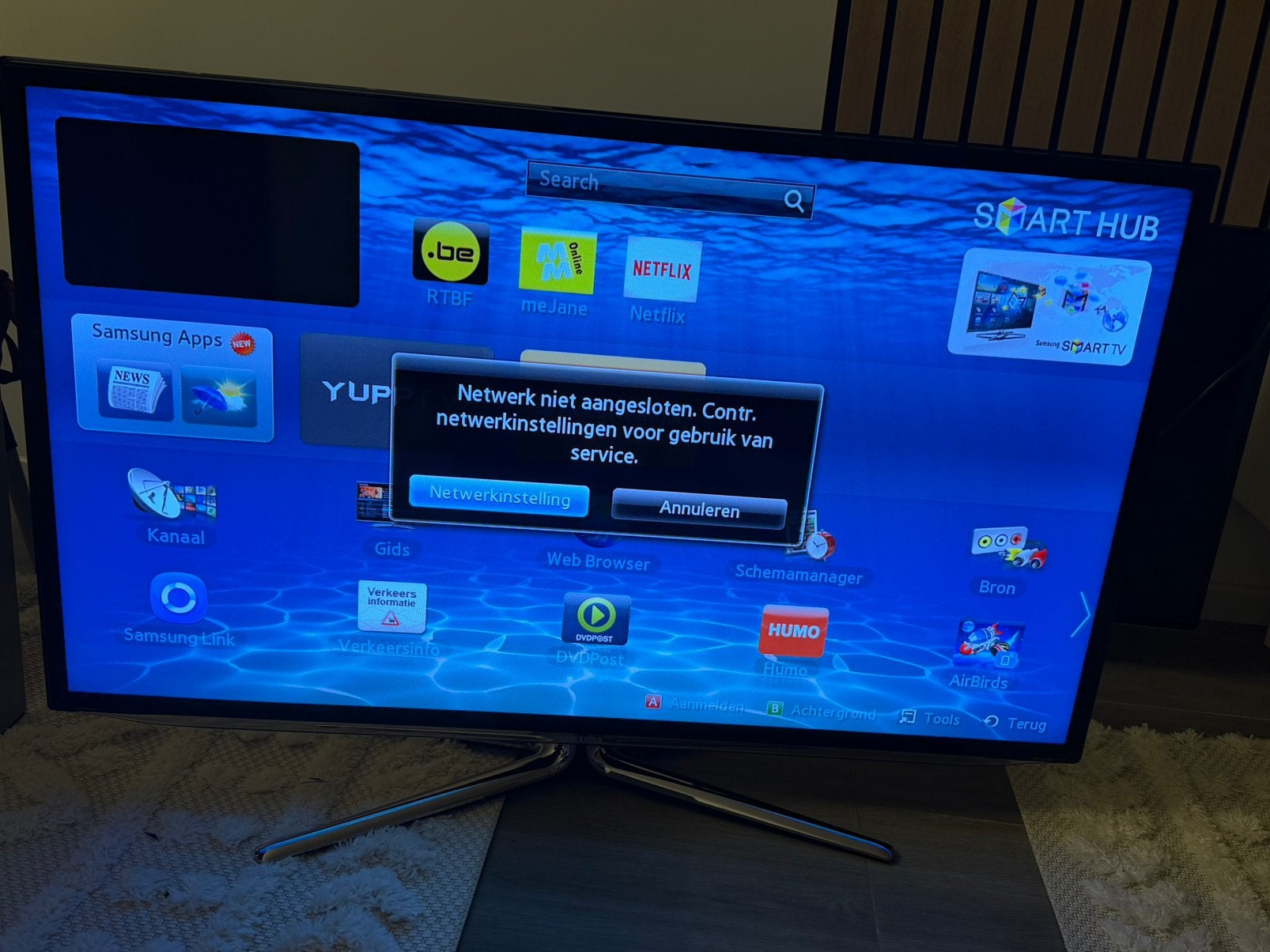 Smart tv met internet kabel gaat op yutube werken prima, Audio, Tv en Foto, Televisies, Ophalen of Verzenden, Zo goed als nieuw