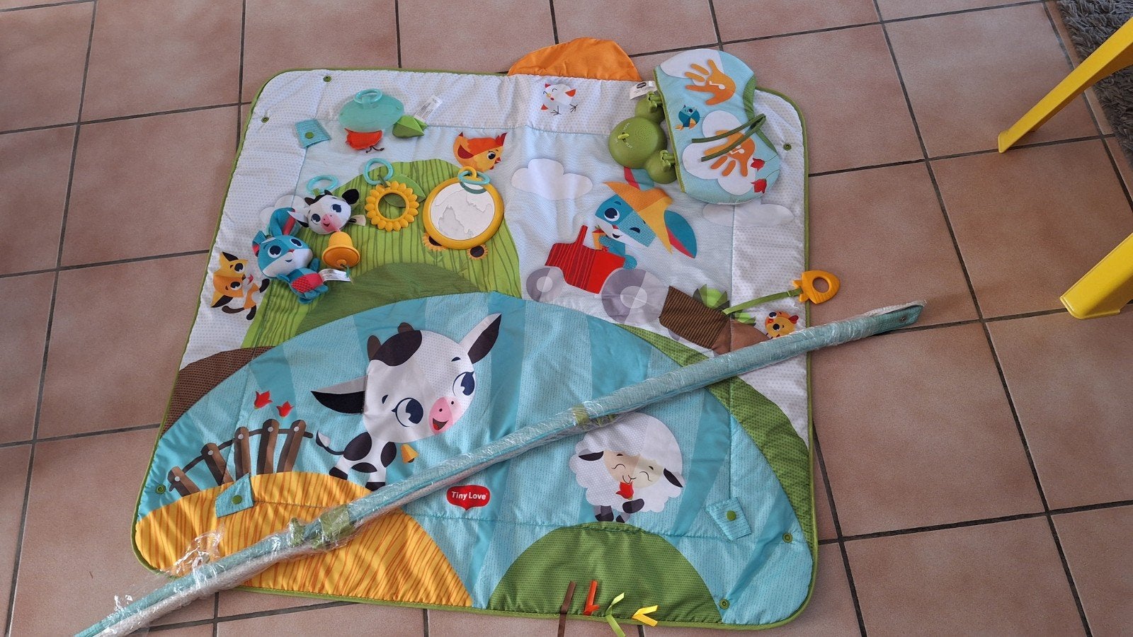 speelmat Tiny Love Kick & Play, Enfants & Bébés, Jouets | Vêtements de jeu, Enlèvement