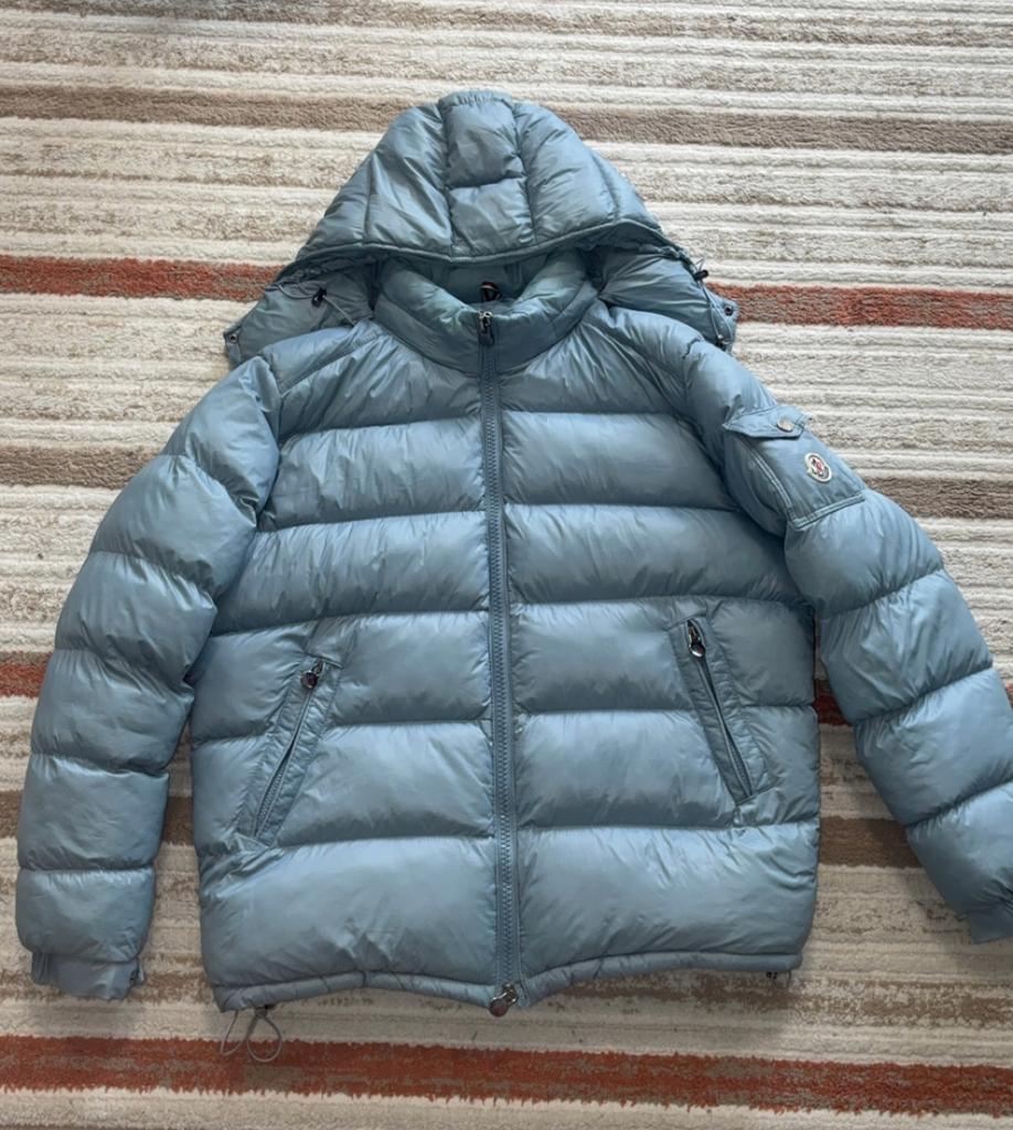Moncler Maya Blauw, Kleding | Heren, Jassen | Winter, Ophalen, Zo goed als nieuw, Maat 52/54 (L), Blauw